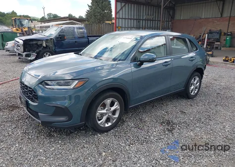 2024 Honda Hr-V Awd Lx z USA, uszkodzony, nr VIN 3CZRZ2H3XRM745155